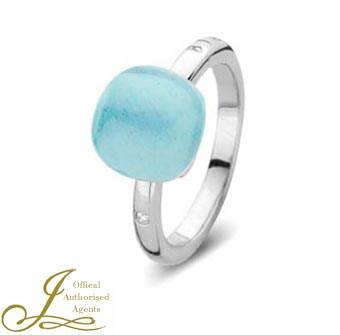 Give Your Fiancé Engagement Rings from Jacobs The Jewellers